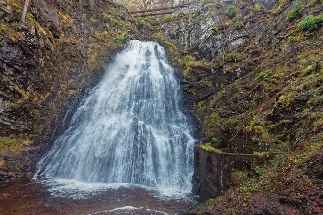 Guisachan Fall – Wasserfall