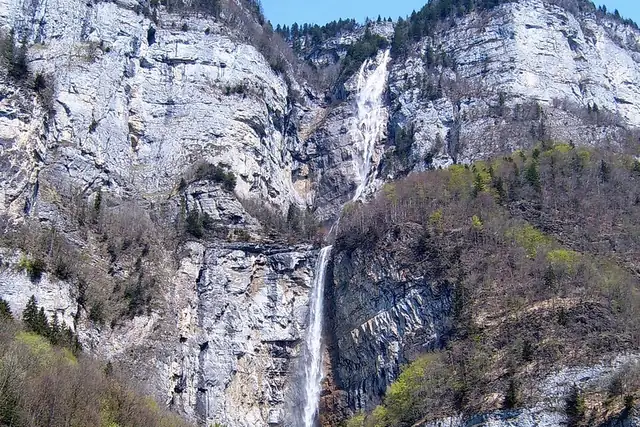 Seerenbachfälle – Wasserfall, 27 km von Jona