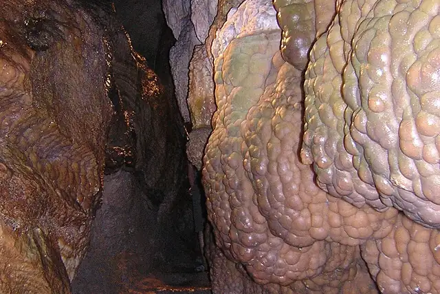 Höllgrotten – Höhle, bei Baar