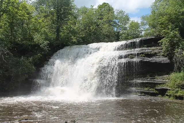 Pixley Falls – Wasserfall, 23 km von Rome
