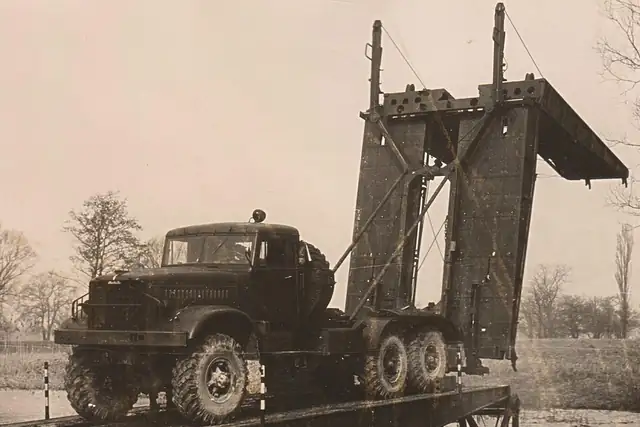 TMM - schwere mechanisierte Brücke – Ruin, 9 km from Weimar