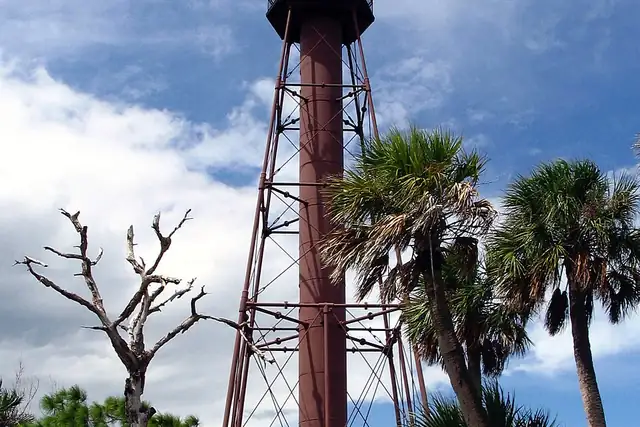 Anclote Key Lighthouse – Lighthouse, 9 km from Tarpon Springs
