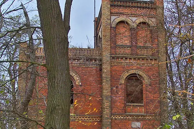 Hummelberg-Turm – Aussichtsturm, bei Schönebeck