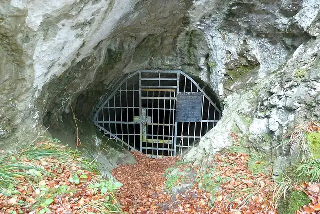Veledahöhle – Cave, 7 km from Meschede