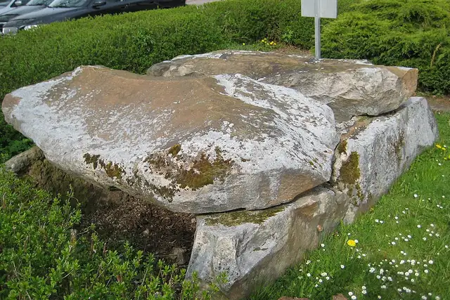 Galeriegrab Calden 1 – Megalith, 12 km von Kassel