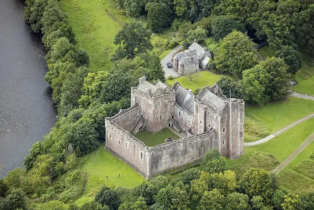 Doune Castle – Castle, 10 km from Stirling