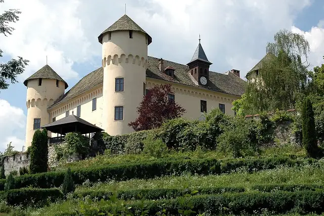 Schloss Tentschach – Castle, 7 km from Klagenfurt am Wörthersee