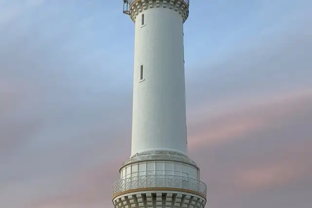 Girdle Ness Lighthouse – Lighthouse, near Aberdeen