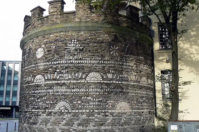 Römerturm – Ruine, bei Köln