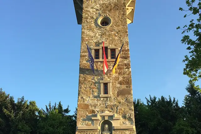 Kaiserin Elisabeth Warte – Aussichtsturm, 10 km von Steyr