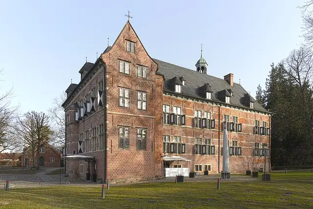 Schloss Reinbek – Burg oder Schloss, 18 km von Hamburg