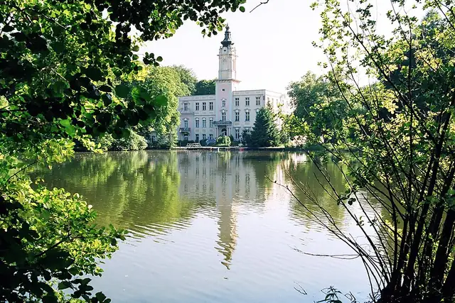 Schloss Dammsmühle – Castle, 6 km from Wandlitz