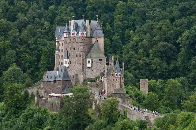 Burg Eltz – Castle, 16 km from Mayen