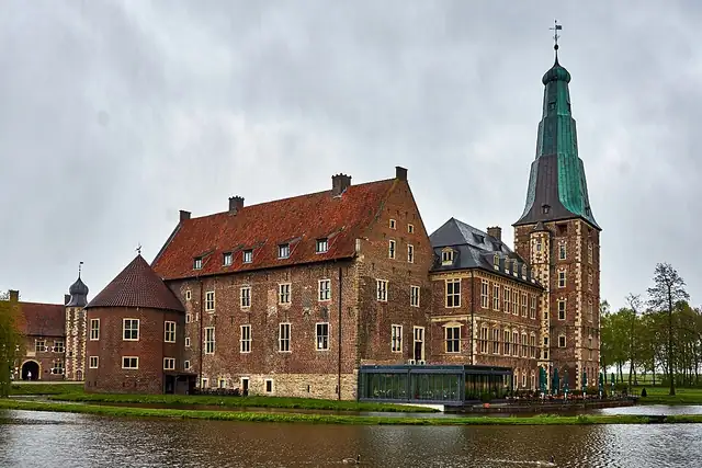 Schloss Raesfeld – Castle, 9 km from Borken