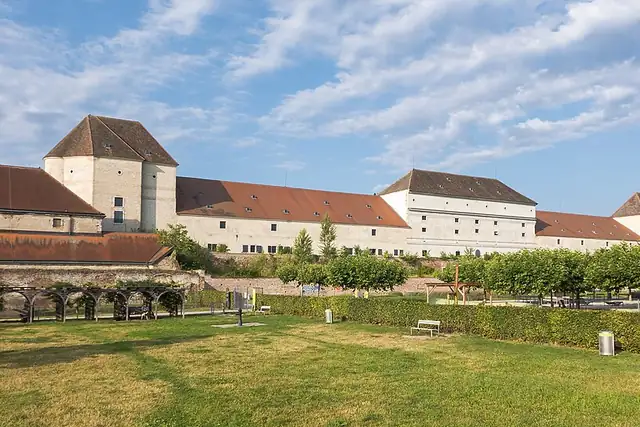 Schloss Neugebäude – Castle, 7 km from Vienna