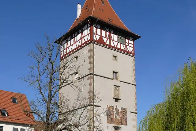 Beinsteiner Tor – Stadttor, 12 km von Stuttgart