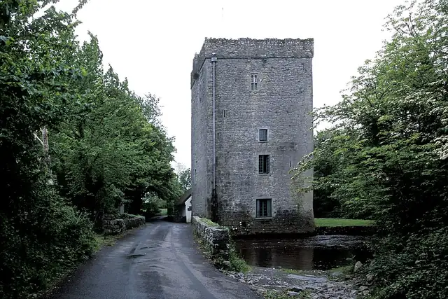 Thoor Ballylee – Castle, 26 km from Galway
