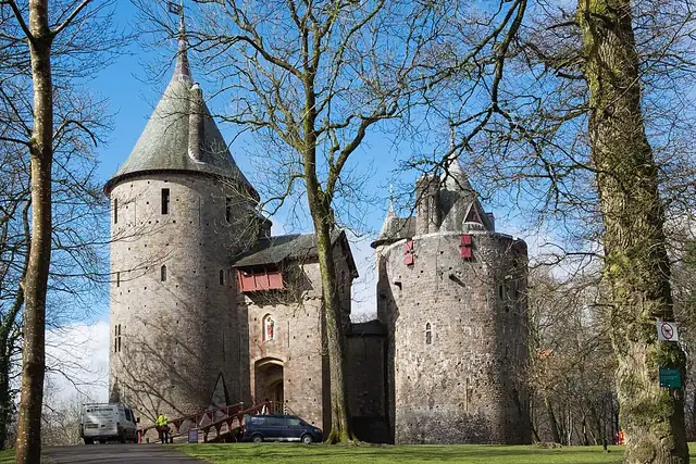 Castell Coch – Burg oder Schloss, 8 km von Cardiff